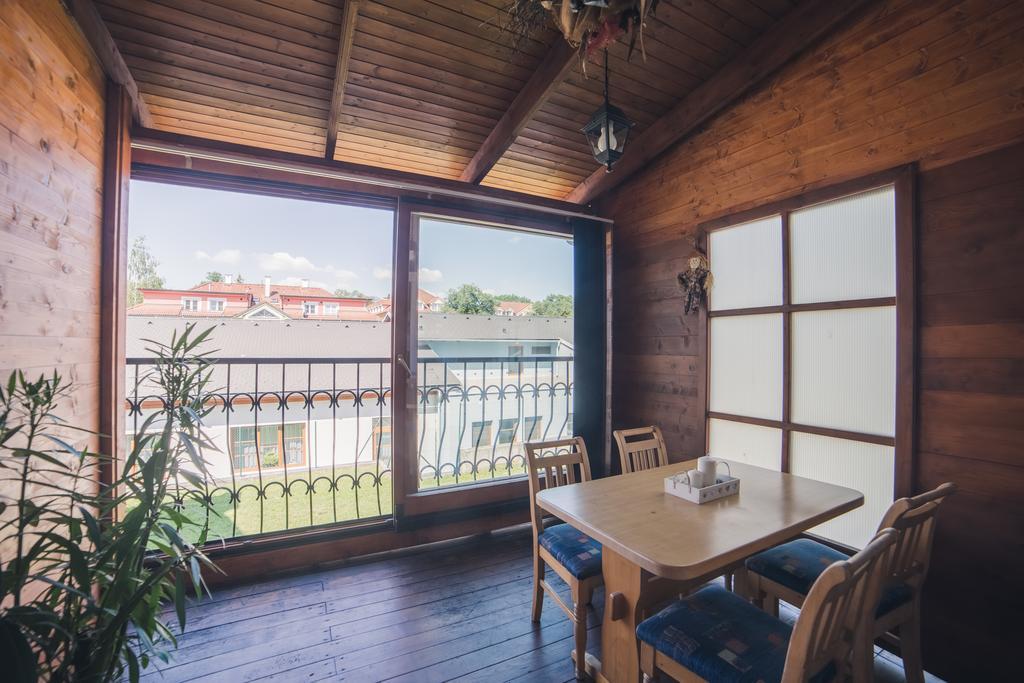 Apartmany U Papousku Jindřichŭv Hradec Dış mekan fotoğraf